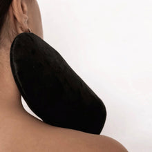 Load image into Gallery viewer, Vani-T Bronzing Mitt - Self Tan Applicator