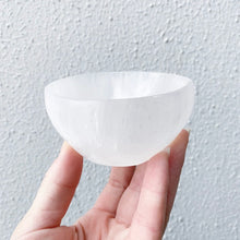 Load image into Gallery viewer, Selenite Charging Bowl