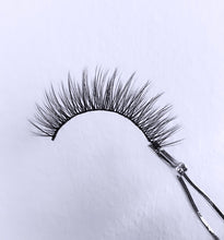Load image into Gallery viewer, Luxury 3D Faux Mink Eyelashes - Bambolina (Baby Doll)
